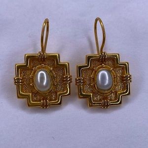 Julie Vos Gold Pearl Earrings